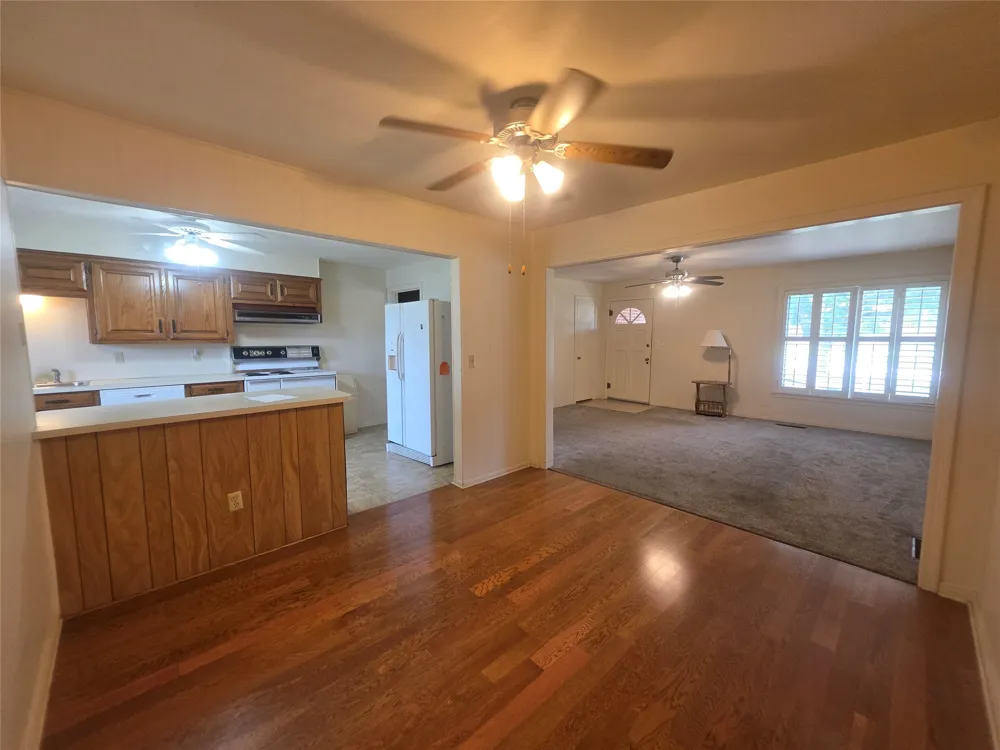 1213 Hillcrest Drive Graham, TX 76450