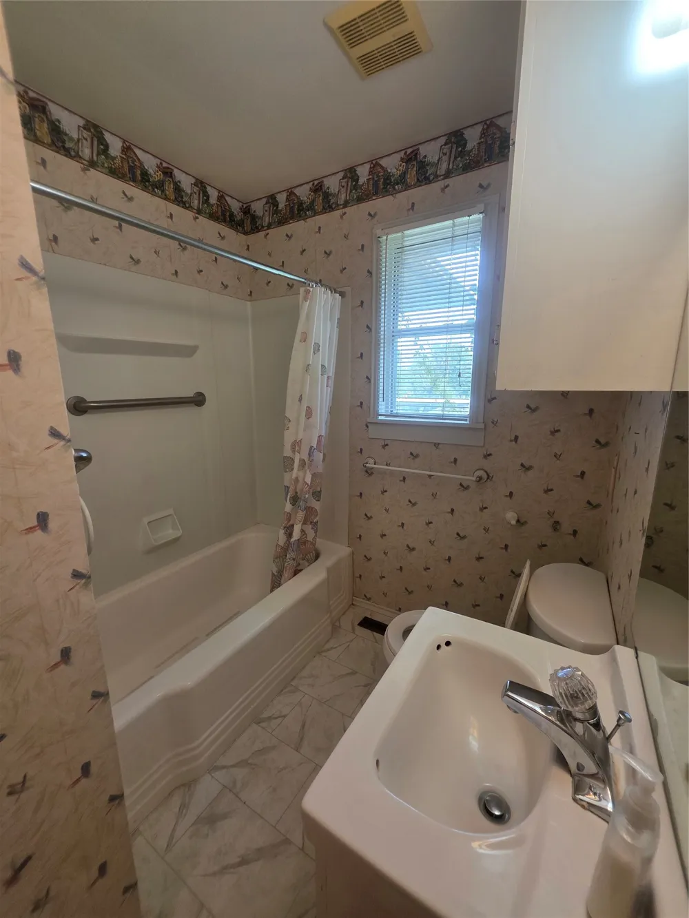 1213 Hillcrest Drive Graham, TX 76450