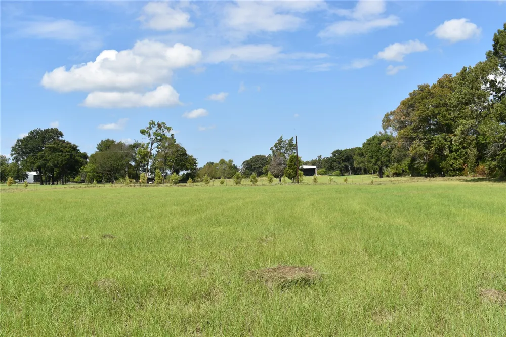 951 County Road 3800 Athens, TX 75752
