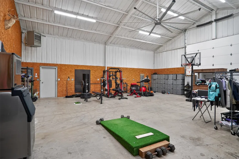 1524 County Road 34520 Sumner, TX 75486