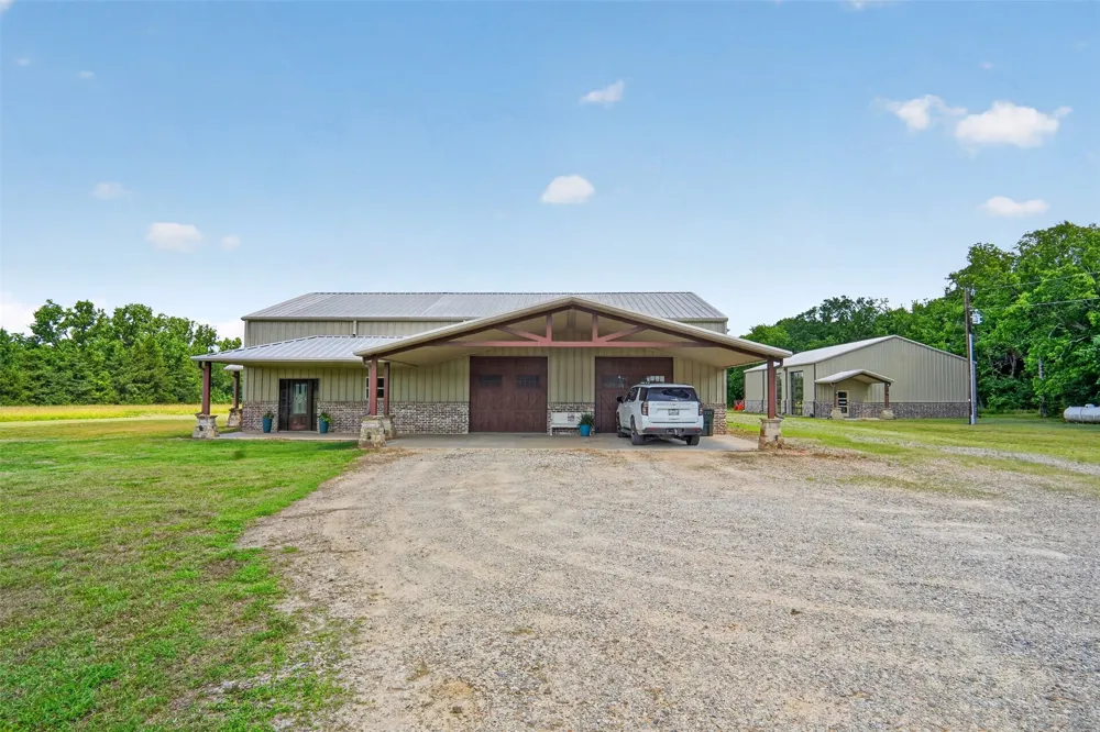 1524 County Road 34520 Sumner, TX 75486