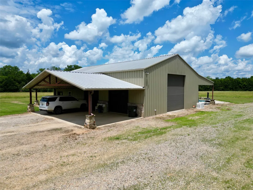 1524 County Road 34520 Sumner, TX 75486