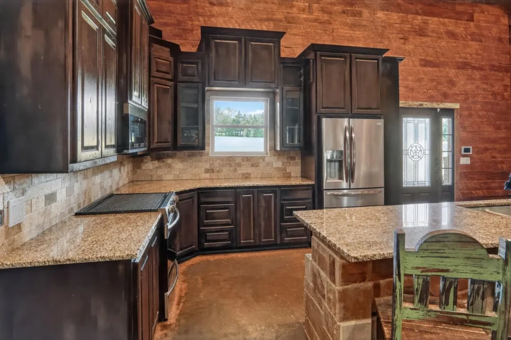 1524 County Road 34520 Sumner, TX 75486