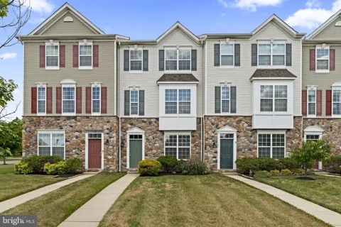 423 WISTAR PLACE