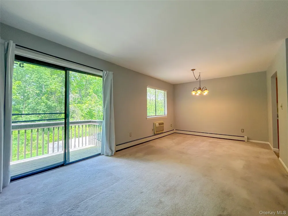 5 Loudon Drive #9 Fishkill, NY 12524
