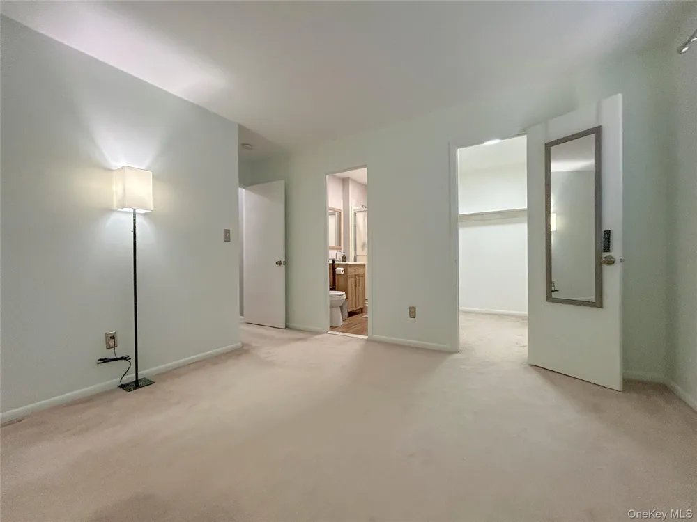 5 Loudon Drive #9 Fishkill, NY 12524