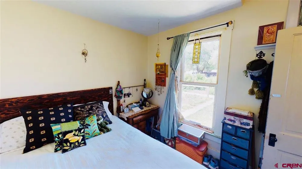 339 Onarga Avenue Paonia, CO 81428