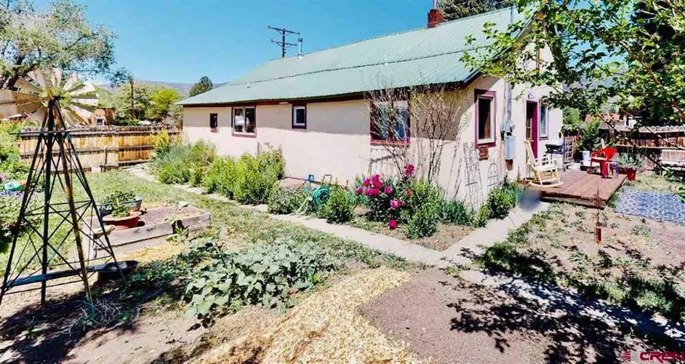 339 Onarga Avenue Paonia, CO 81428