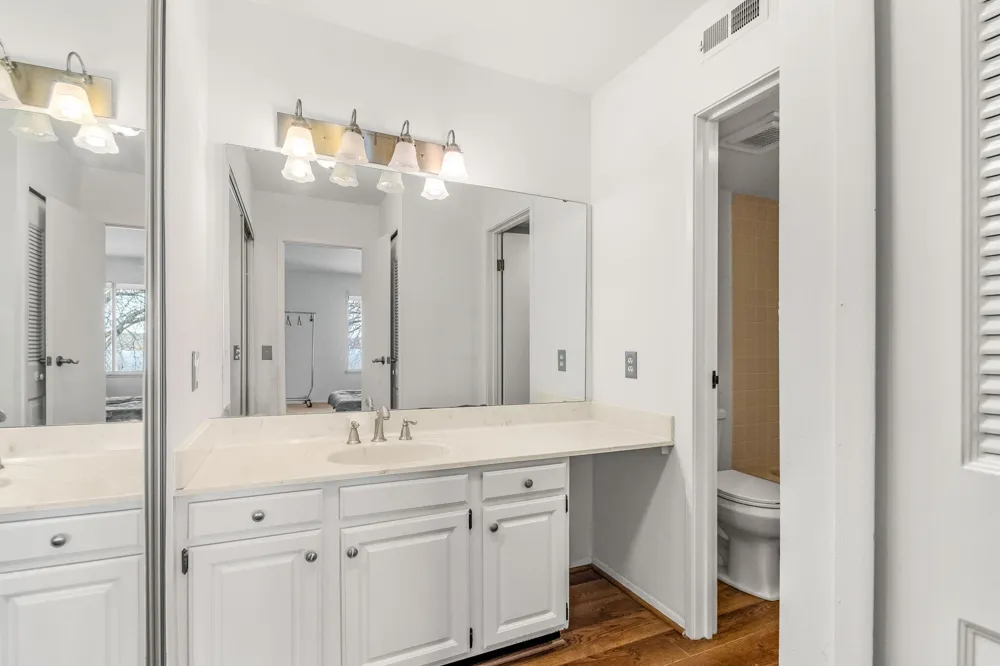 730 Cliffs Drive #303A Ypsilanti Charter Township, MI 48198