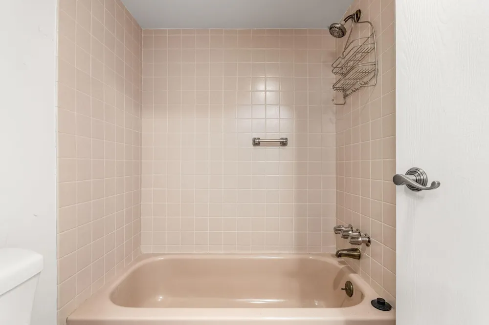 730 Cliffs Drive #303A Ypsilanti Charter Township, MI 48198