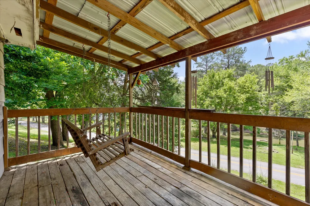 16211 Lakewood Drive Sale Creek, TN 37373