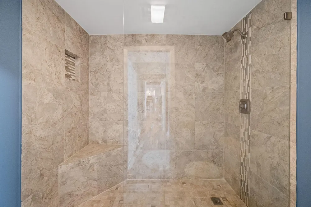 49 Briar Hollow Lane #401 Houston, TX 77027