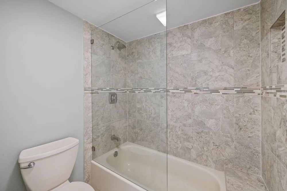 49 Briar Hollow Lane #401 Houston, TX 77027