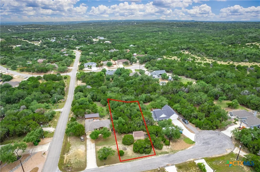 125 Garrett Way Canyon Lake, TX 78133