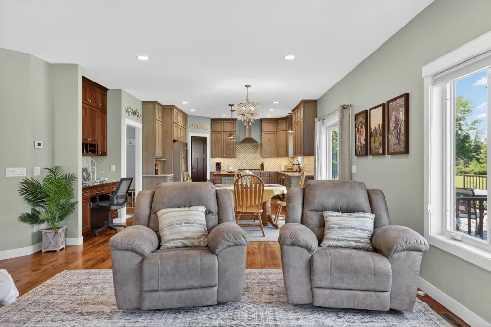 217 Skyline Drive Wabasha, MN 55981