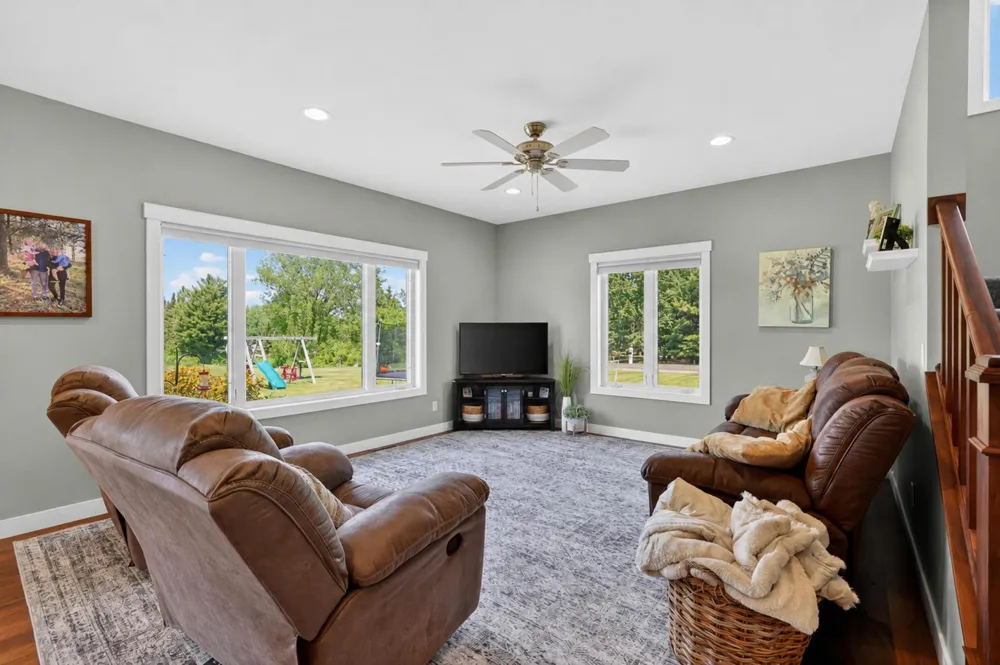 217 Skyline Drive Wabasha, MN 55981