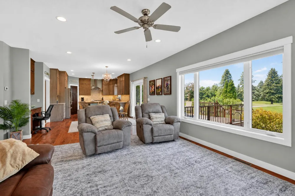 217 Skyline Drive Wabasha, MN 55981