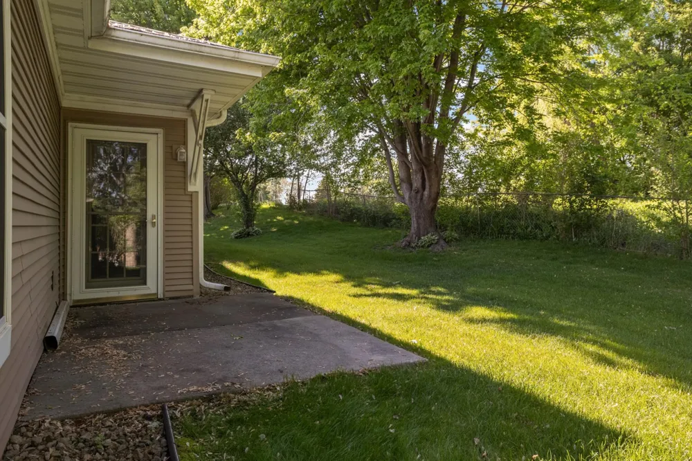 909 Bahls Drive Hastings, MN 55033