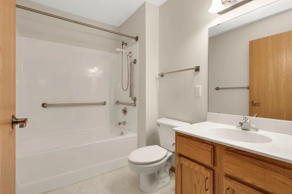 909 Bahls Drive Hastings, MN 55033