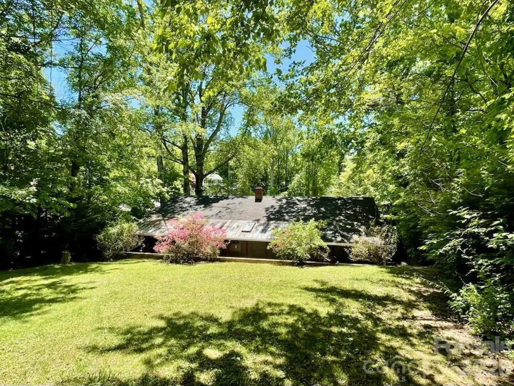 213 Park Lane Black Mountain, NC 28711