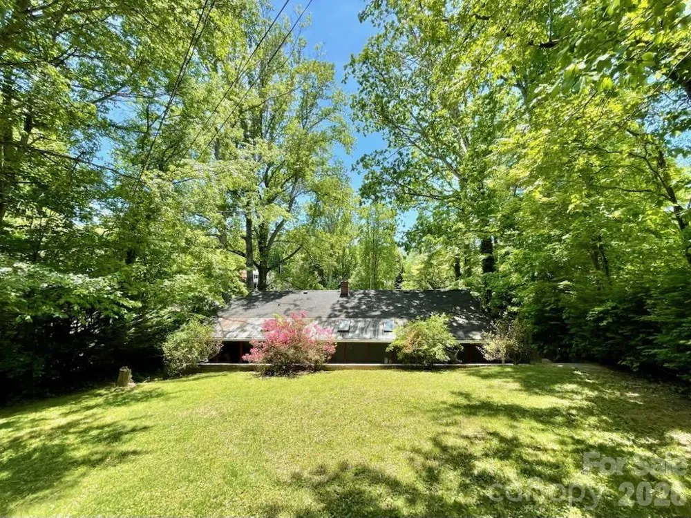 213 Park Lane Black Mountain, NC 28711