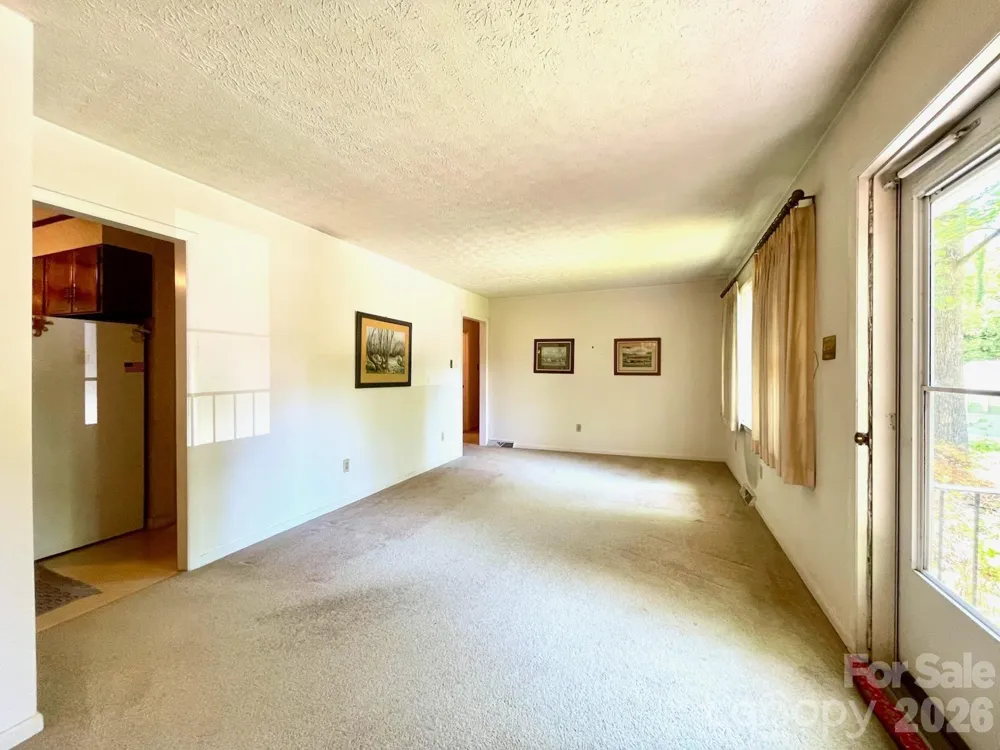 213 Park Lane Black Mountain, NC 28711