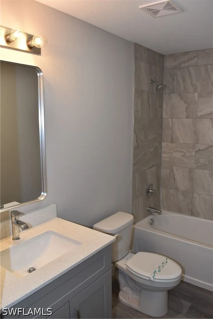 Casco Circle North Port, FL 34288