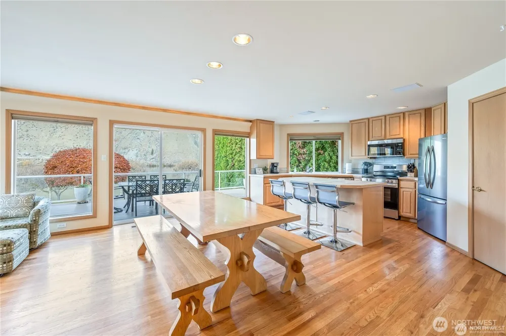 345 Lakefront Drive Orondo, WA 98843
