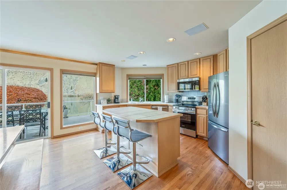 345 Lakefront Drive Orondo, WA 98843