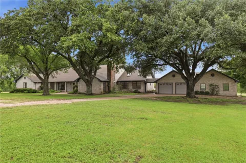 4124 FM 149 ROAD W