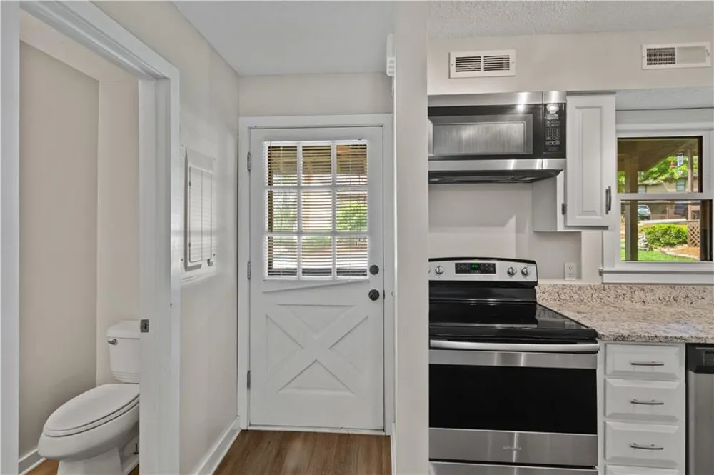 29 Mountain View Court Waleska, GA 30183