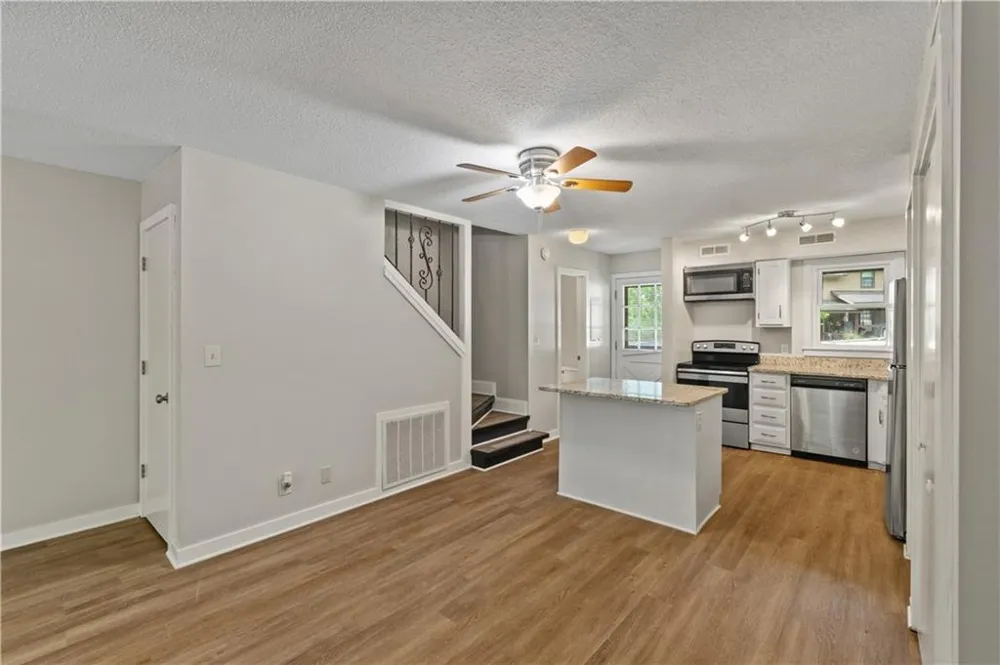 29 Mountain View Court Waleska, GA 30183