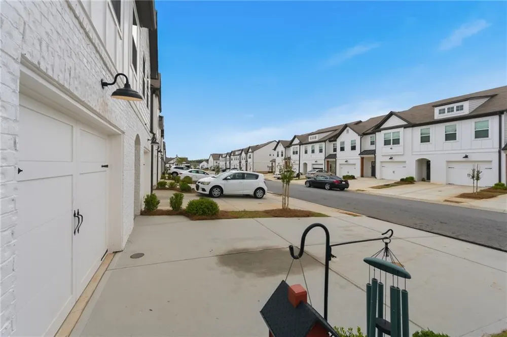 82 Auburn Run Lane Auburn, GA 30011