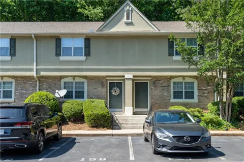 6900 Roswell Road #N13