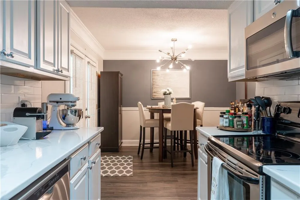 6900 Roswell Road #N13 Sandy Springs, GA 30328