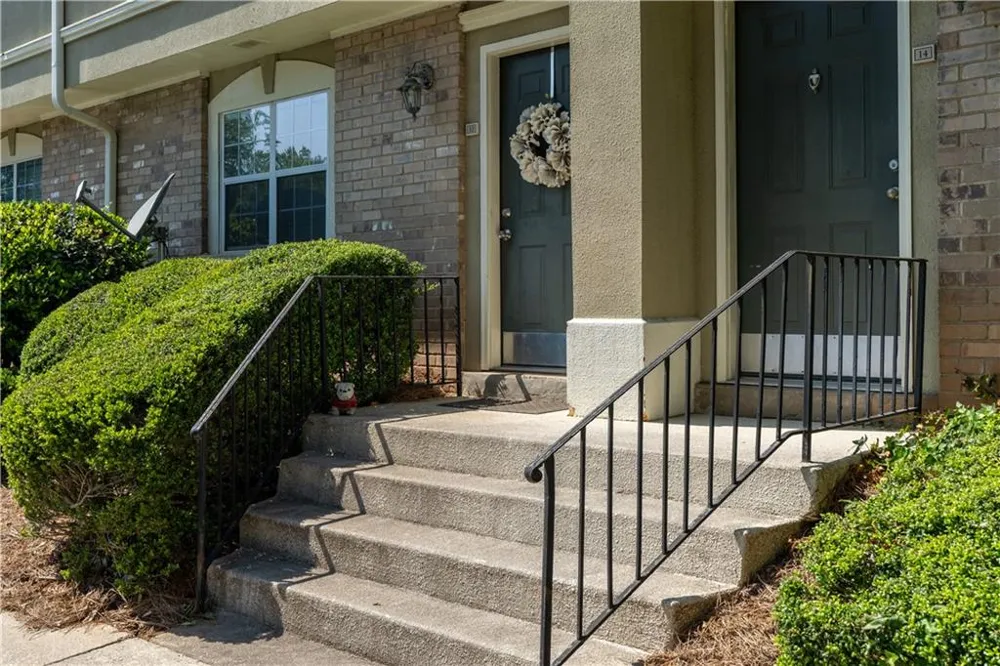6900 Roswell Road #N13 Sandy Springs, GA 30328