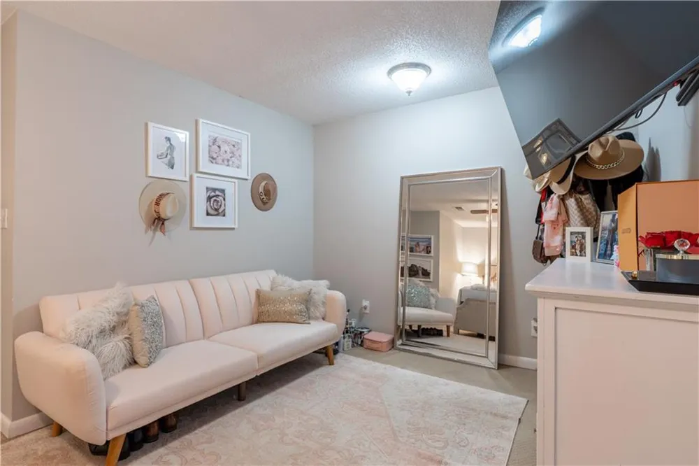 6900 Roswell Road #N13 Sandy Springs, GA 30328