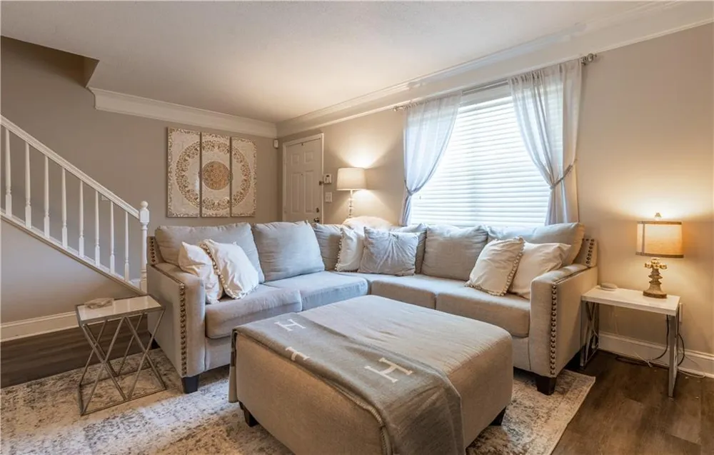 6900 Roswell Road #N13 Sandy Springs, GA 30328