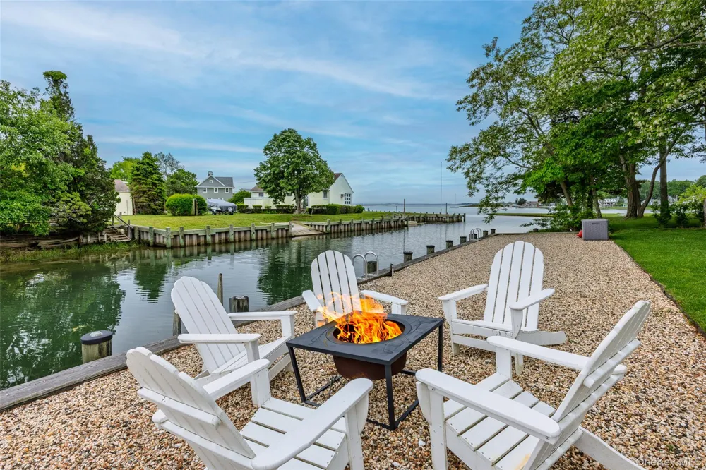 405 Williamsburgh Drive Southold, NY 11971