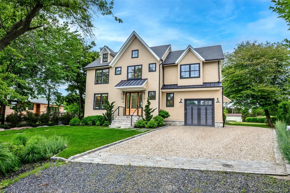 405 Williamsburgh Drive Southold, NY 11971