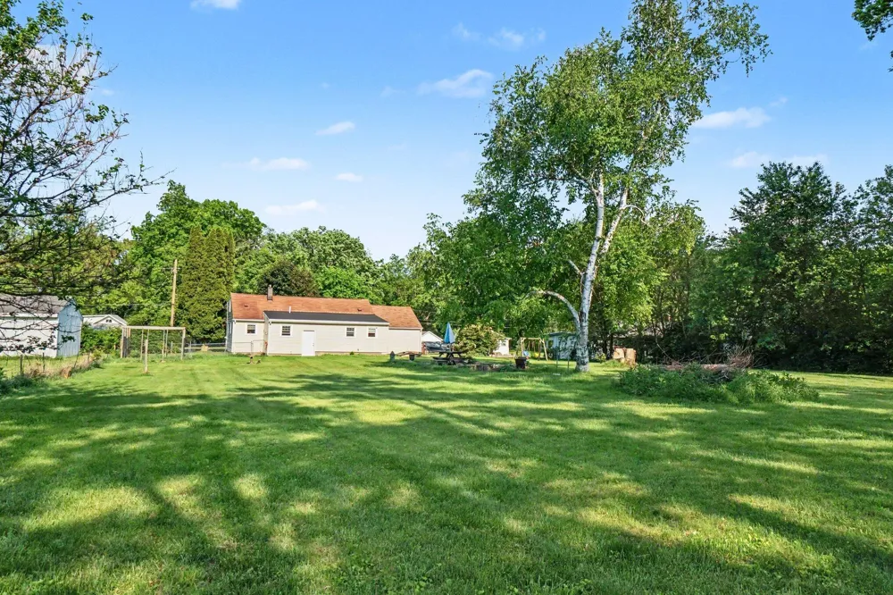 1230 Longfellow Avenue Blackman Charter Township, MI 49202