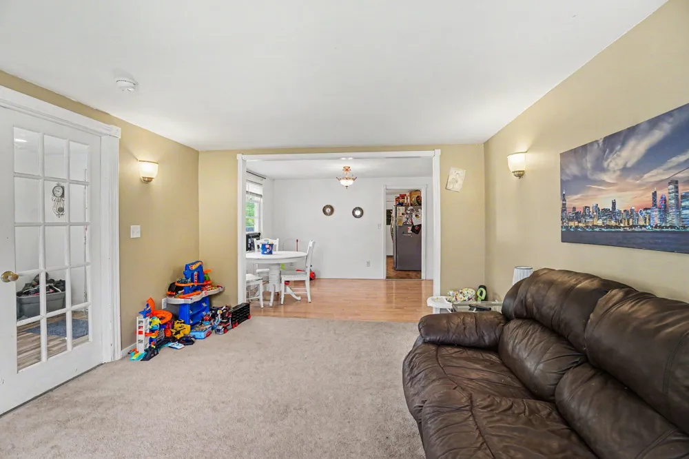 1230 Longfellow Avenue Blackman Charter Township, MI 49202