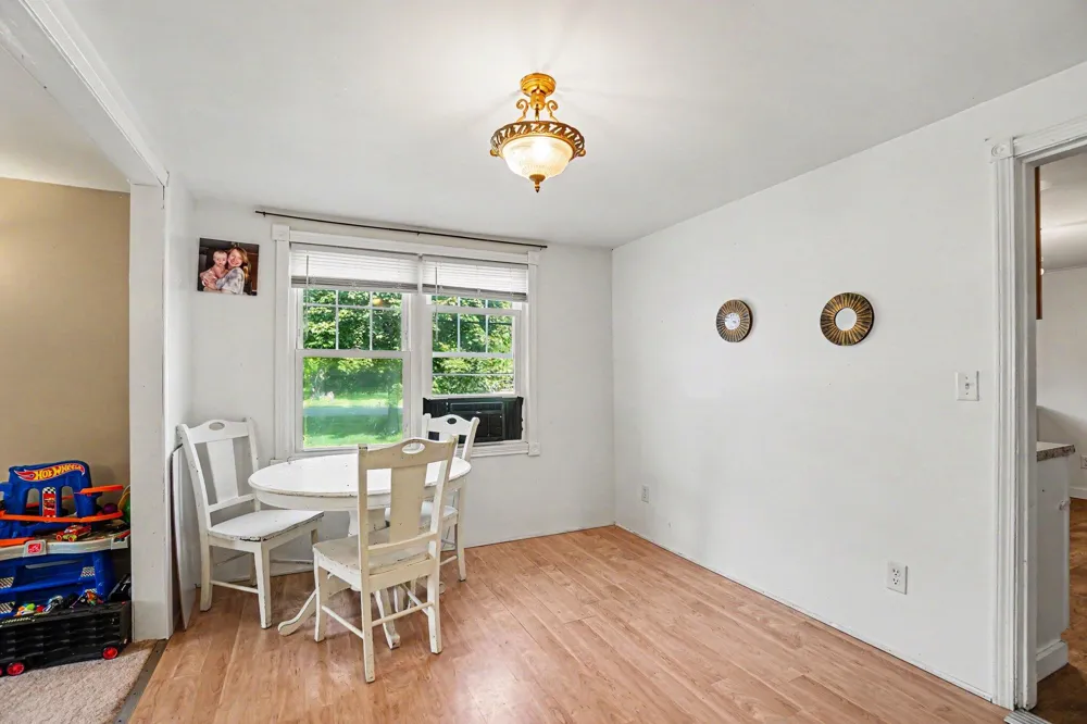 1230 Longfellow Avenue Blackman Charter Township, MI 49202