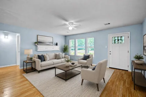 8921 Oak Knoll Lane