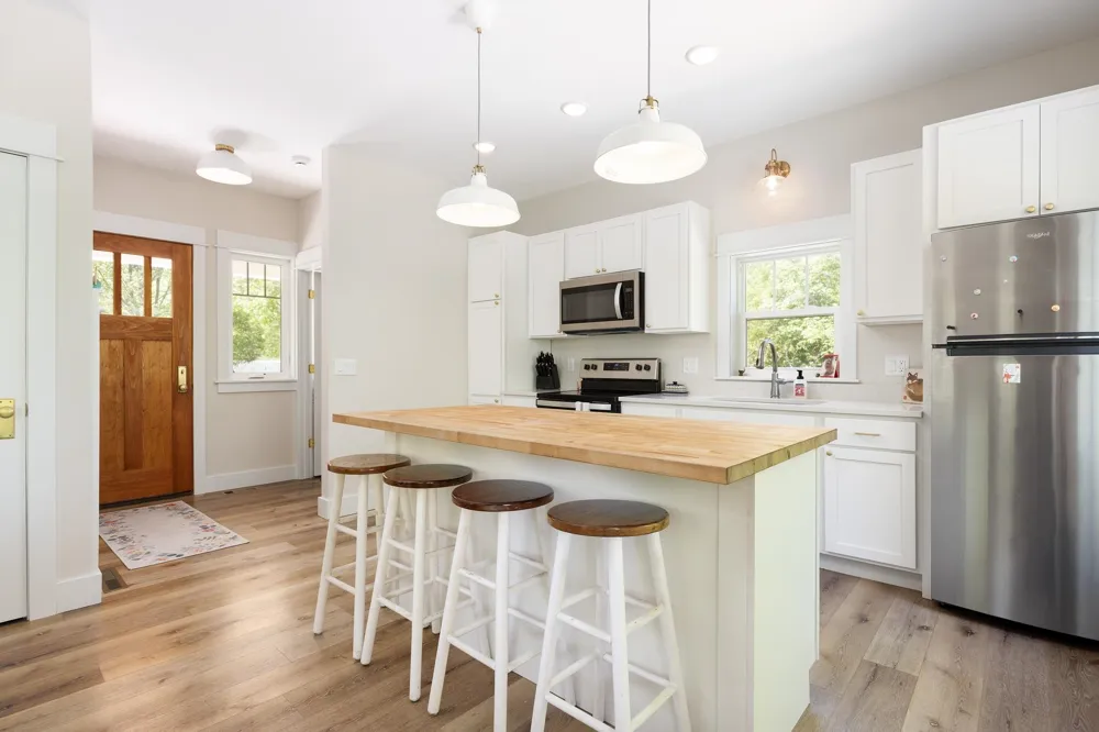 220 W Harbor Highway Cleveland Township, MI 49664