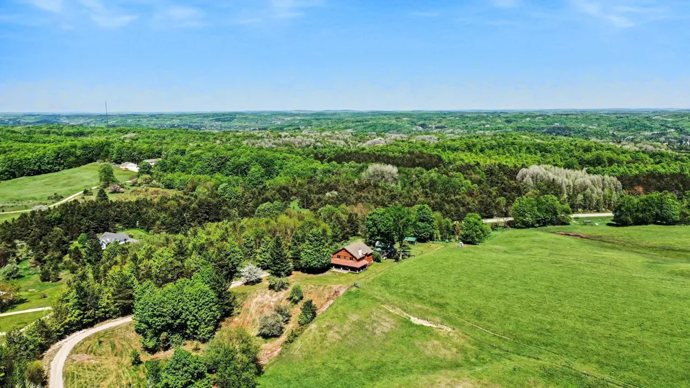 9465 W Old State Road Central Lake Township, MI 49622