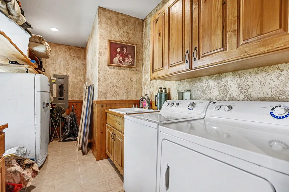 9465 W Old State Road Central Lake Township, MI 49622