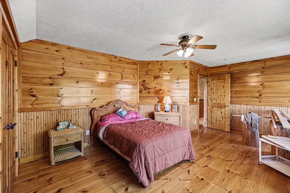 9465 W Old State Road Central Lake Township, MI 49622