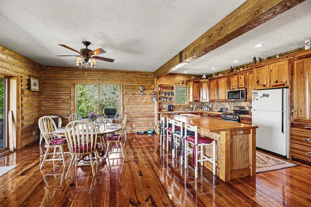 9465 W Old State Road Central Lake Township, MI 49622