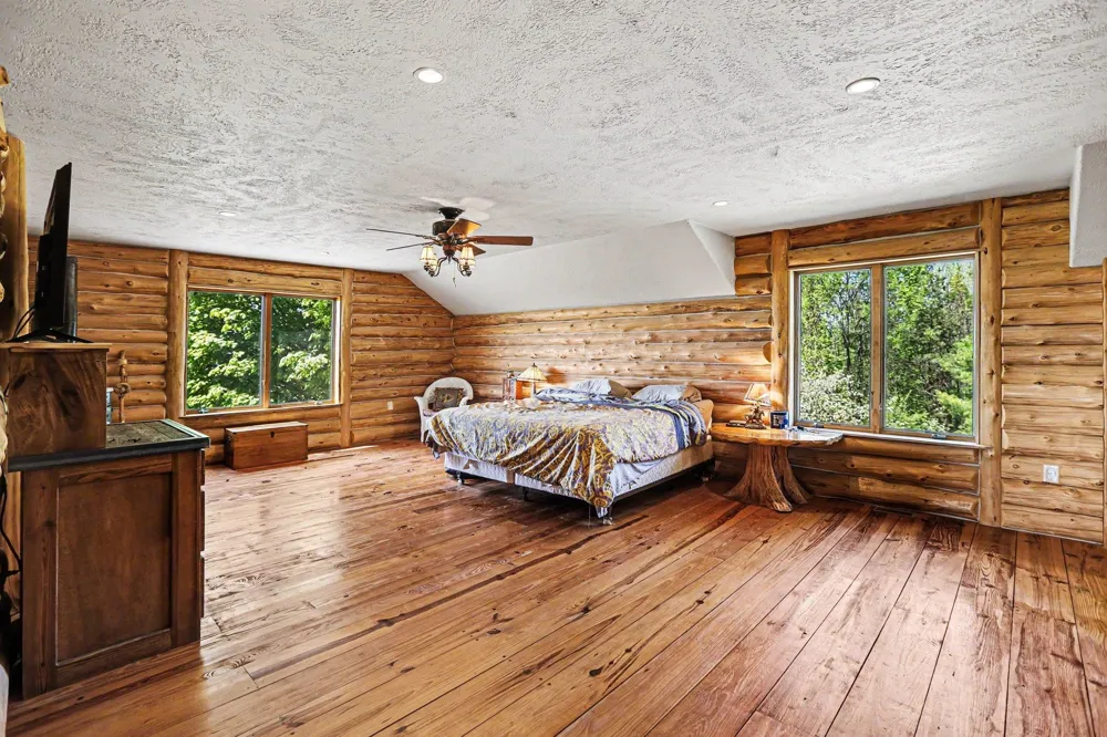 9465 W Old State Road Central Lake Township, MI 49622